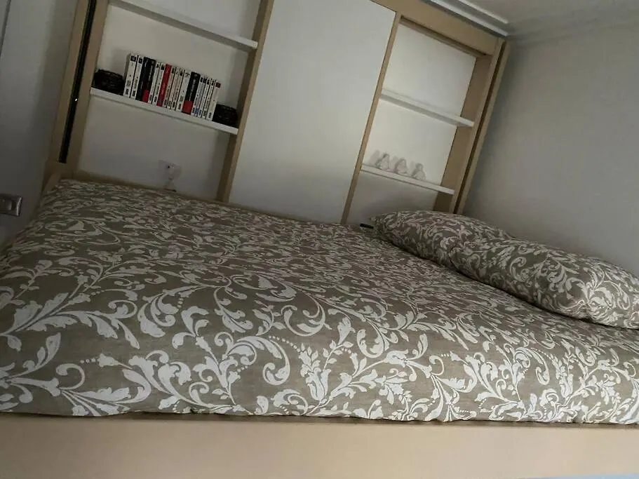 Contacten van Joli Studio Paris 17